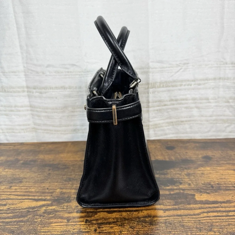 Kate Spade Stacy Small Satchel (WKRU7097), a pre-owned black leather shoulder‎